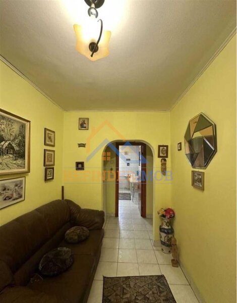 Plaza Romania, vanzare apartament 3 camere.